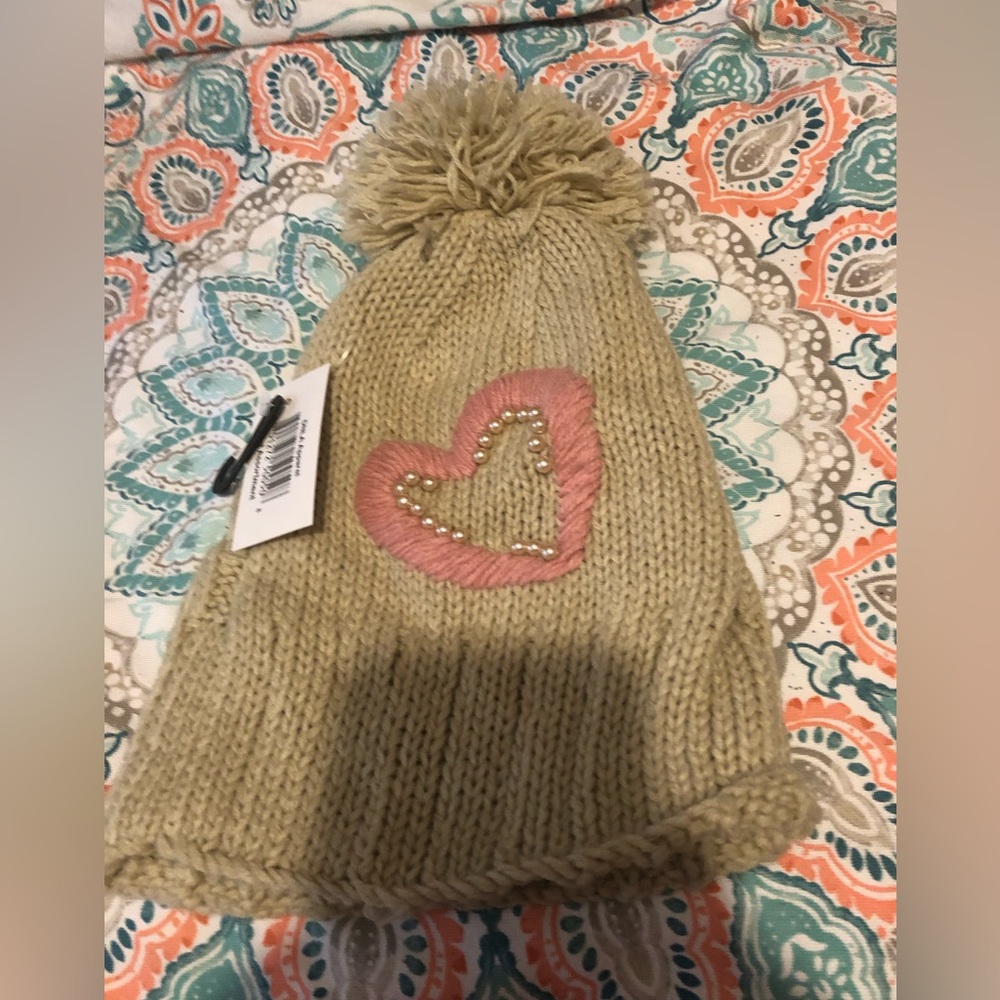 ❤️Knitted Beanie with Pink Heart